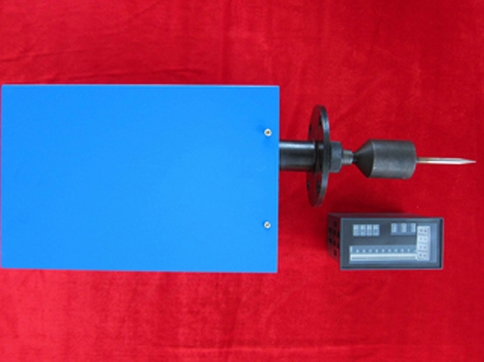 ULZC型系列(lie)重錘式(shi)料位計(ji)